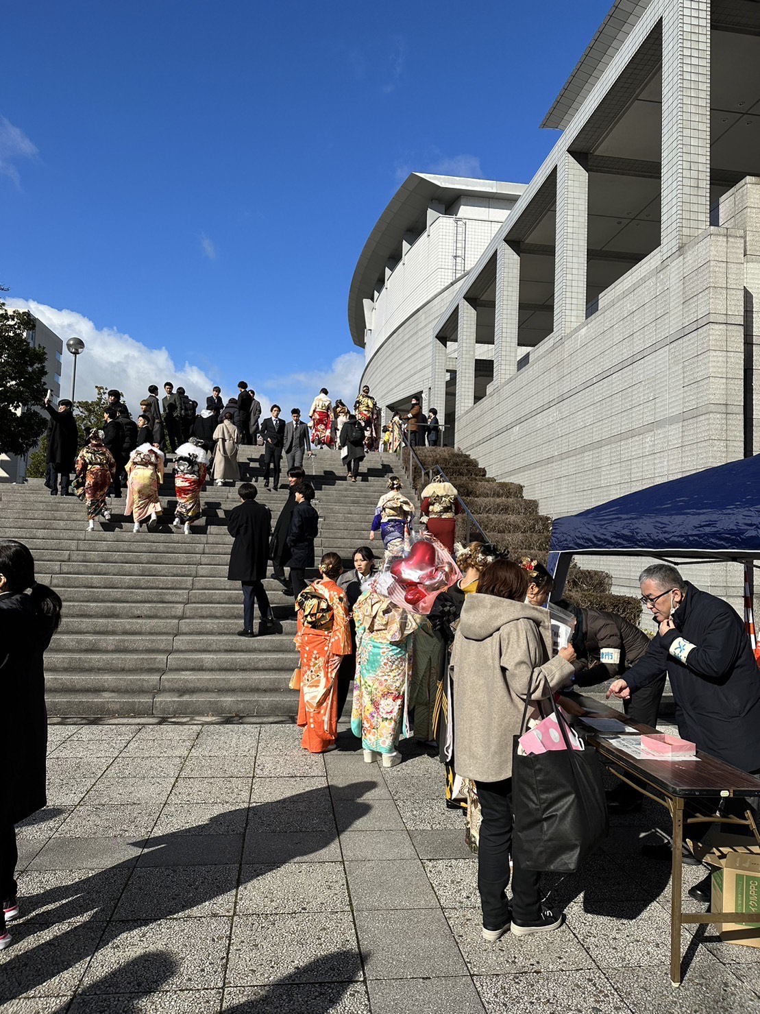 滋賀県大津市2024年令和6年成人式当日、二十歳のつどい、ヘアメイク